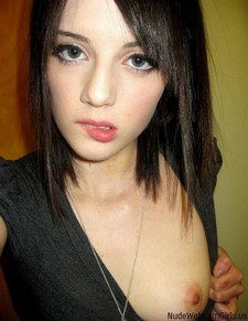 Amateur emo teens and goth girlfriends doing sinful self pics! Great collection of sexy..